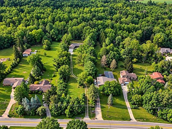 3rd image of 7009 Edgerton Rd
