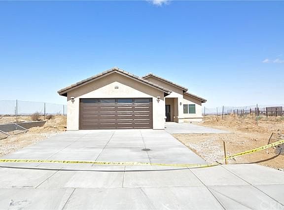 3rd image of 11838 Far Hills Ln
