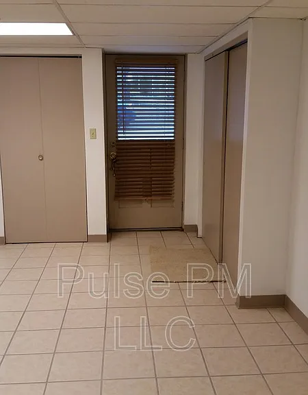112 E 5th St #LOWER LEVEL — Photo 7