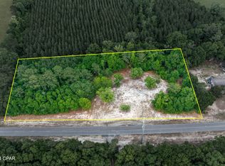 3513 River Rd, Vernon, FL 32462