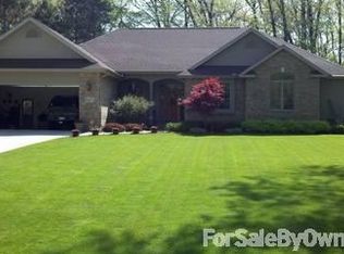 845 Rosewood Blvd, Midland, MI 48640