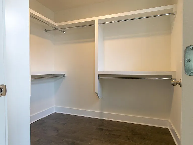 701 James Ave — Photo 12
