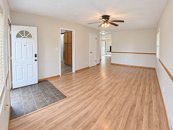2nd image of 6234 Leighton Ave