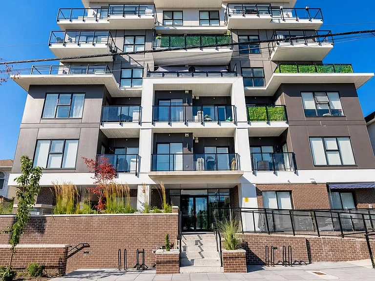 2331 Kelly Ave #5XX — Photo 19