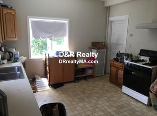26 Irving St #2S, Medford, MA 02155
