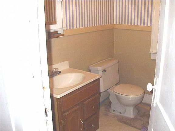 bath tub/shower