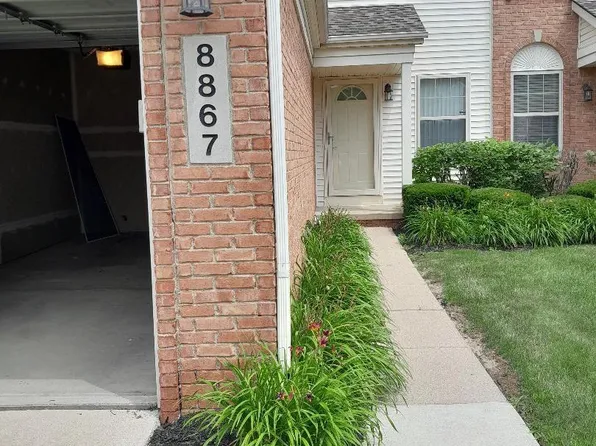 8867 Hardwood Dr, Belleville, MI 48111