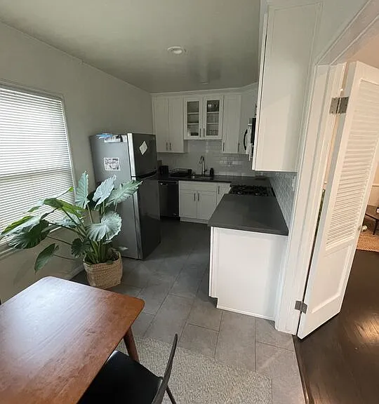 9608 W Olympic Blvd #C — Photo 5