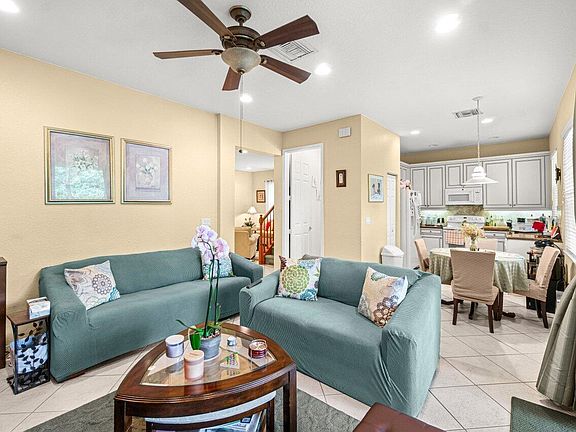 3rd image of 7890 Jewelwood Drive