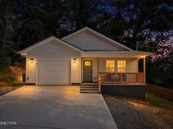 2nd image of 211 Mavis Ln