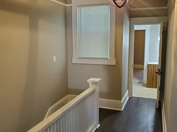 5th St Apartments
