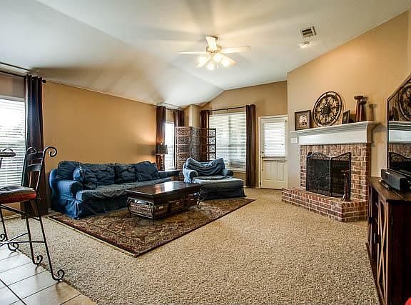 4th image of 3321 Rolling Meadows Dr