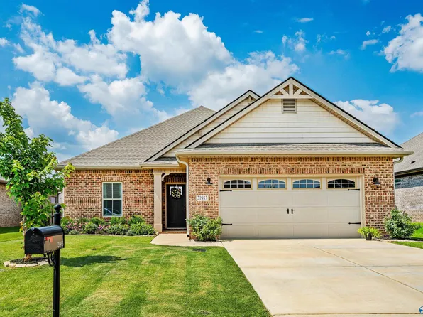 21933 Shearwater Dr, Athens, AL 35613