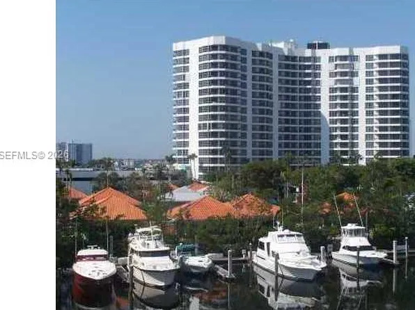 3600 Mystic Pointe Dr, Aventura, FL