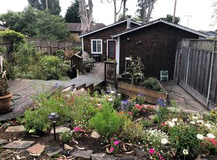 378 Vallejo St, El Granada, CA 94018
