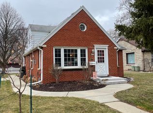 7715 W Dakota St, West Allis, WI 53219