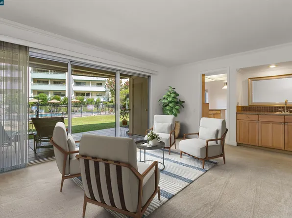 1617 Ptarmigan Dr APT 1A, Walnut Creek, CA 94595