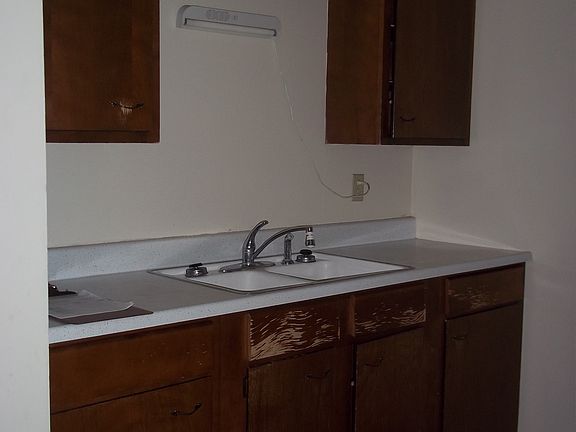 2nd image of 720 College Dr APT 7