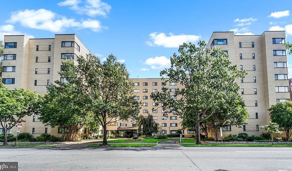 1st image of 3701 Connecticut Ave NW APT 333