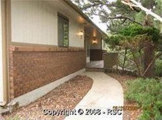 7115 Oak Hills Ln, Colorado Springs, CO 80919
