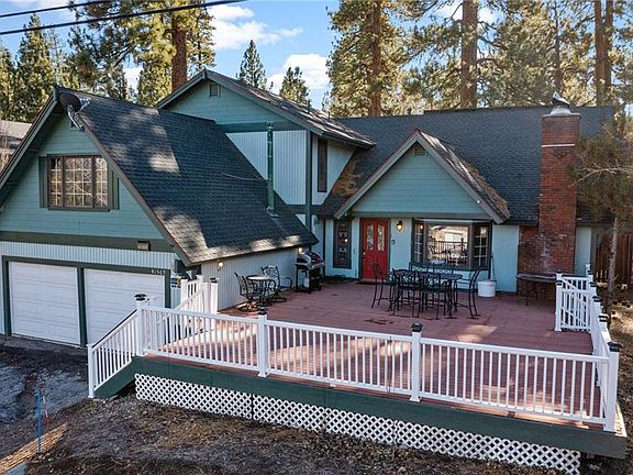 3rd image of 41569 Swan Dr