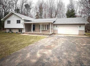 1370 Ortman Rd, Marquette, MI 49855