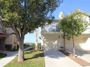 7833 E Quinn Dr, Anaheim, CA 92808