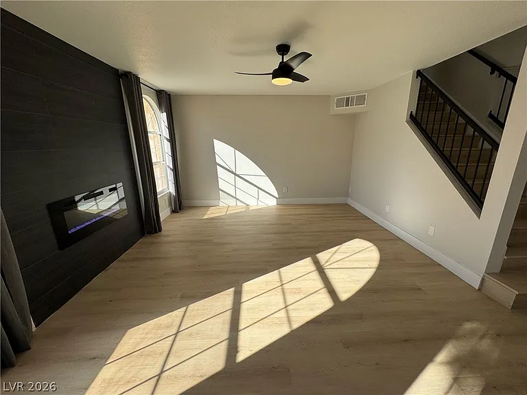 8464 Blue Island Ave — Photo 11