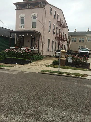 218 E Rochelle St #1 Photo 1