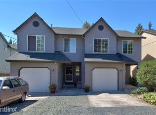 31140 NW Hillcrest St, North Plains, OR 97133