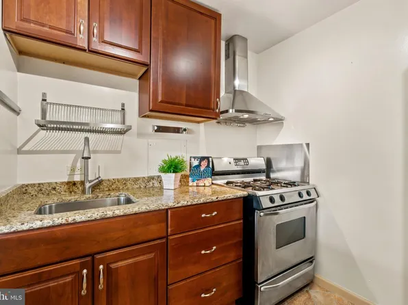 4501 Arlington Blvd APT 611, Arlington, VA 22203