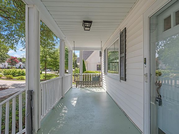 3rd image of 101 Harrington Ave