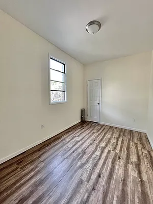 Rented by New Amsterdam Realty Group | media 3