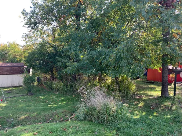 19/66 Woodhaven Dr E, Sublette, IL 61367