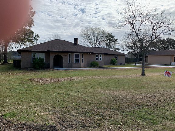 2nd image of 2045 Melanie Ln