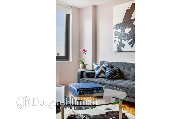 Sold by Douglas Elliman | media 20