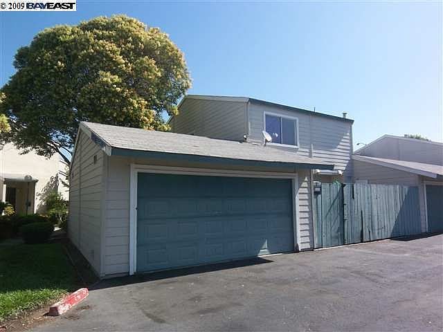 2nd image of 32215 Mercury Way
