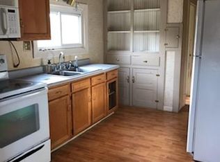 214 McCarty Ave, Dennison, OH 44621