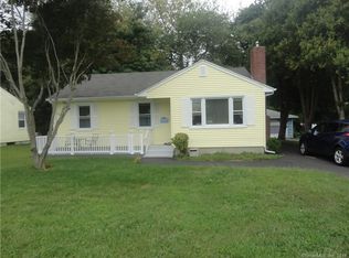 50 Surrey Ln, Norwich, CT 06360
