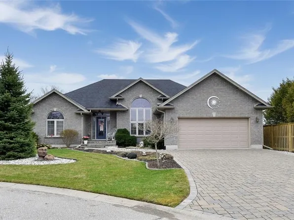 25 Birch Ave, Norfolk County, ON N0A 1N6