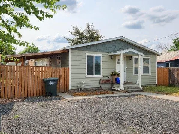 29 SE 12th St, Pendleton, OR 97801