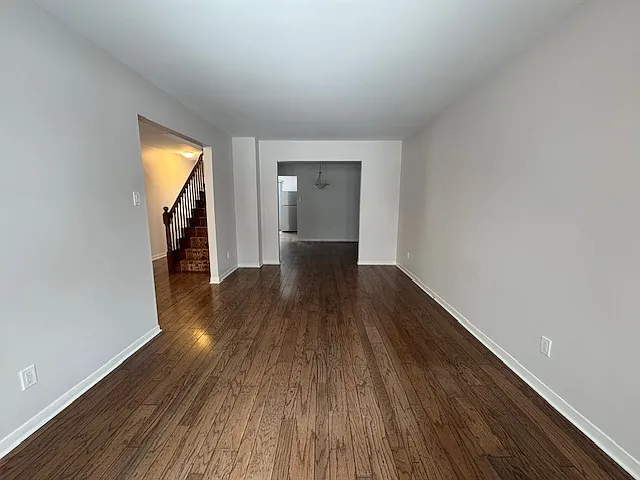 536 Thorndale Dr — Photo 13