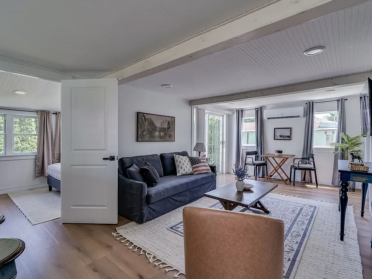 105 Brown Shores Rd — Photo 11