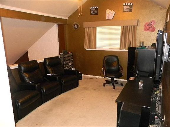5th image of 2606 Valley Forest Dr