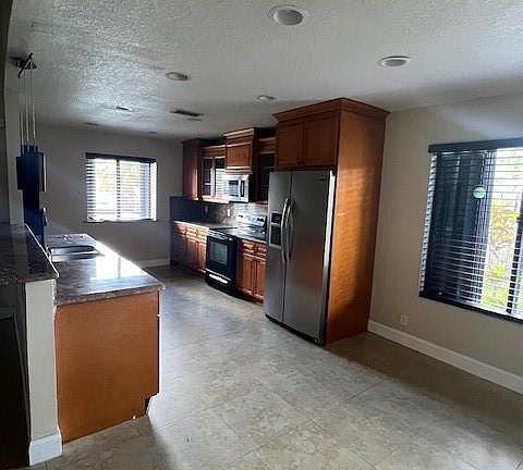 4th image of 4451 NW 92nd Terrace