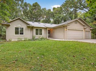 E7950 Weiland Rd, New London, WI 54961