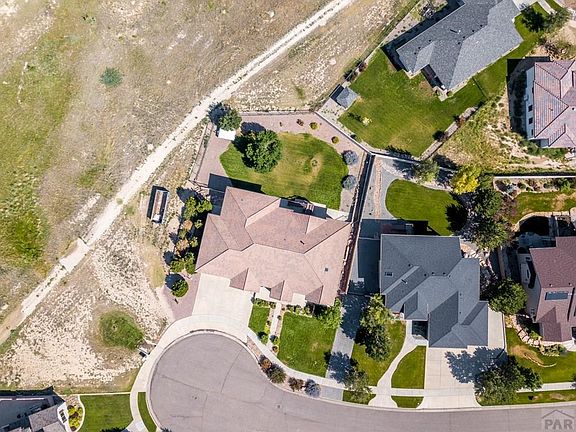 3rd image of 5645 Venezia Way