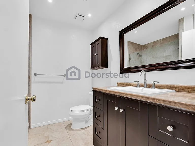 11018 Charleston St — Photo 38