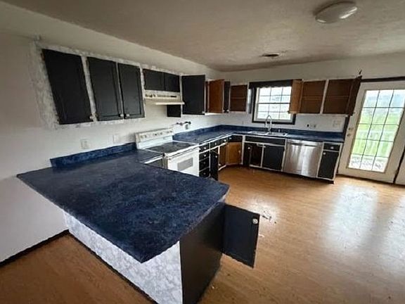 3rd image of 250 Orange Pride Rd