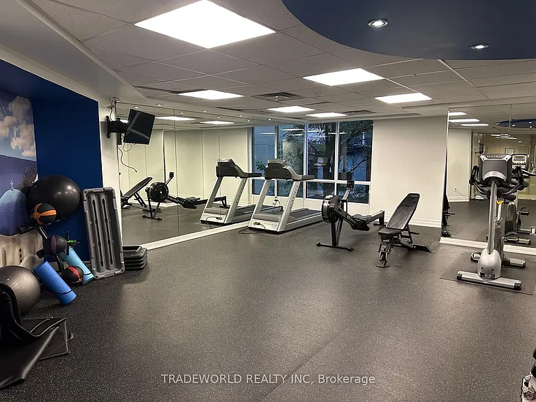 85 Bloor St E #1114 — Photo 18